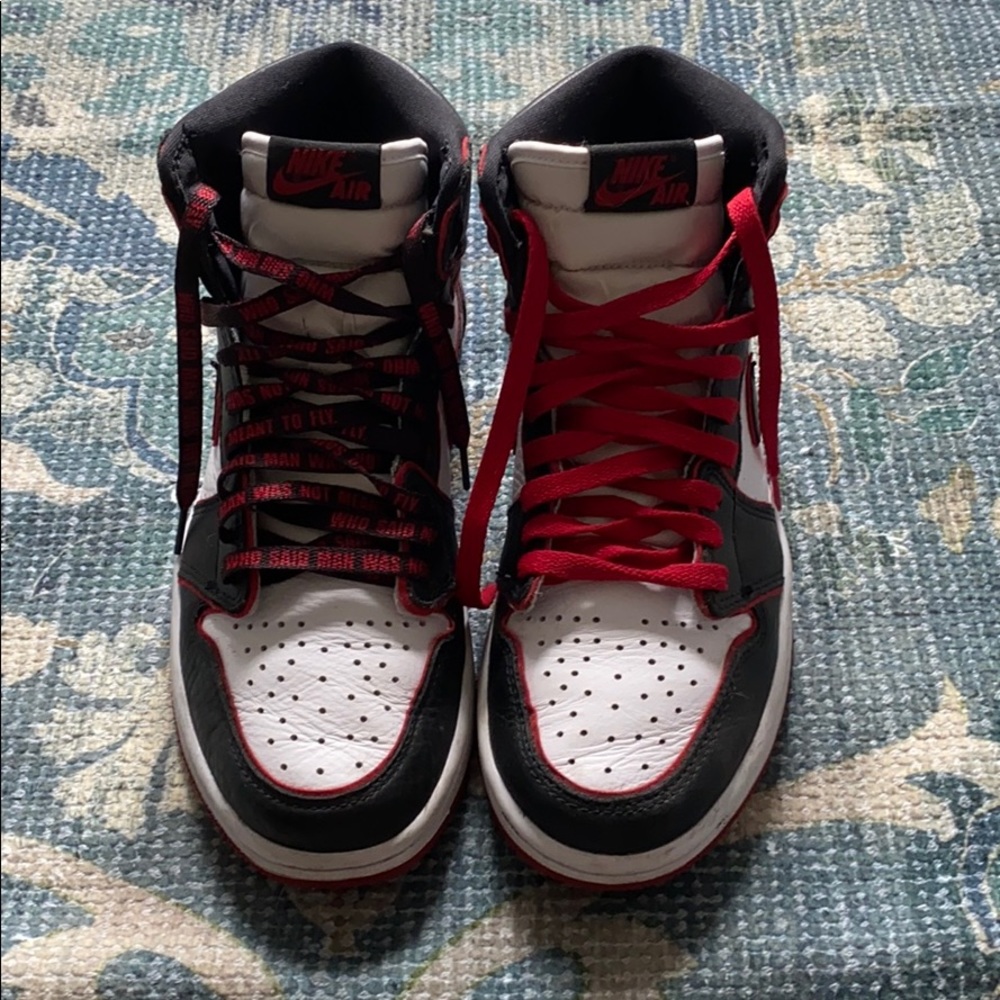 Jordan 1 High- Bloodline